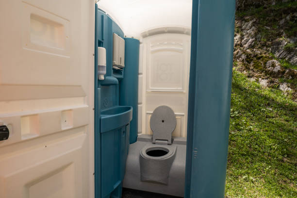 Best Porta potty delivery and setup  in Warrenton, MO